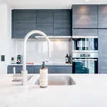 Luxurious Penthouse With Stunning View *