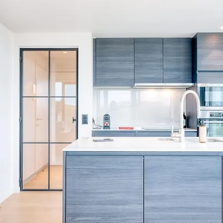 Luxurious Penthouse With Stunning View